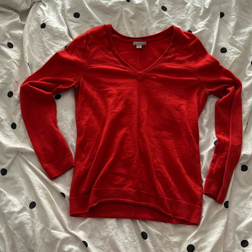 GAP wool sweater, super soft v neck XL